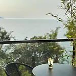 Vista Maris Hotel *