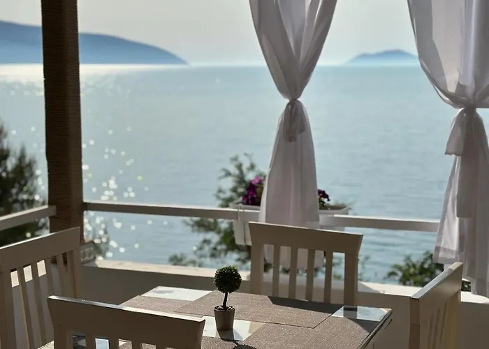 Vista Maris Hotel Kanine